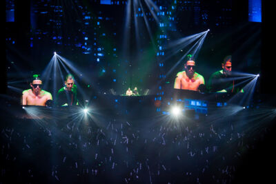 Dimitri Vegas & Like Mike @ Sportpaleis, picture 16, photographed by Jef Matthee - FrontView Magazine