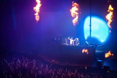 Dimitri Vegas & Like Mike @ Sportpaleis, picture 23, photographed by Jef Matthee - FrontView Magazine