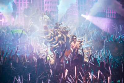 Dimitri Vegas & Like Mike @ Sportpaleis, picture 26, photographed by Jef Matthee - FrontView Magazine
