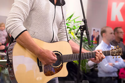 Nick & Simon en Barbara Dex @ Fnac Wijnegem, picture 8, photographed by Elke Briers - FrontView Magazine