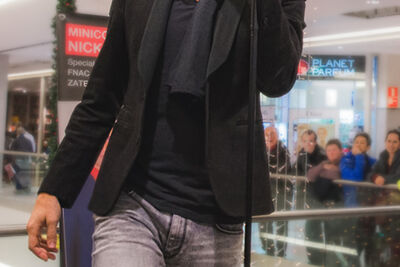 Nick & Simon en Barbara Dex @ Fnac Wijnegem, picture 9, photographed by Elke Briers - FrontView Magazine