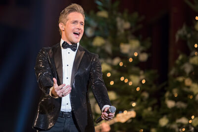 Christoff - Kerstconcert @ Basiliek van Koekelberg, picture 13, photographed by Elke Briers - FrontView Magazine
