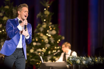 Christoff - Kerstconcert @ Basiliek van Koekelberg, picture 36, photographed by Elke Briers - FrontView Magazine