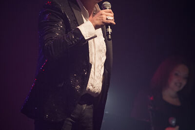 Johnny Logan @ Casino Knokke, picture 15, photographed by Elke Briers - FrontView Magazine