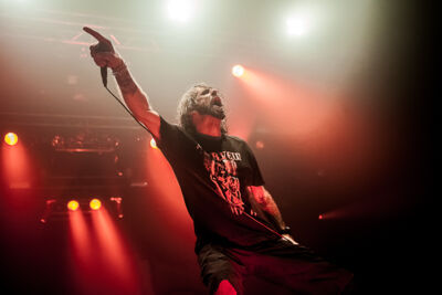 Lamb Of God @ 013, picture 27, photographed by Dorien Goetschalckx - FrontView Magazine