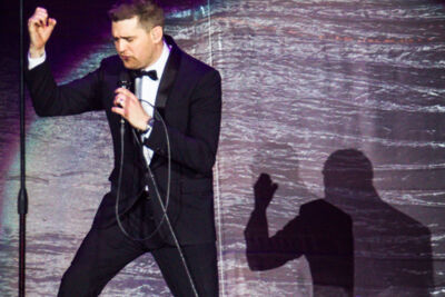 Michael Bublé @ Sportpaleis, picture 4, photographed by Tom Stessens - FrontView Magazine
