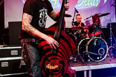 Lucky Devils @ De Pit, foto 8, foto's door Edwin Houdevelt - FrontView Magazine
