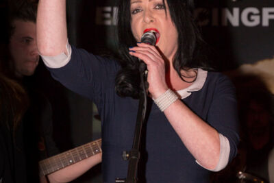Embracing Franki & Guests Charlatan te Gent, picture 37, photographed by Guy Danneels - FrontView Magazine