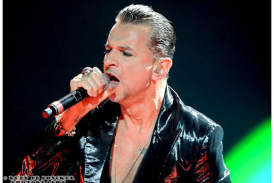 Depeche Mode @ Sportpaleis, picture 2, photographed by Rudy De Doncker - FrontView Magazine