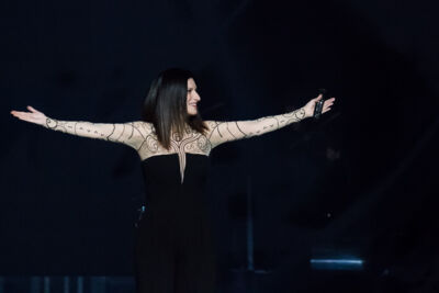 Laura Pausini @ Vorst Nationaal, picture 7, photographed by Dorien Goetschalckx - FrontView Magazine