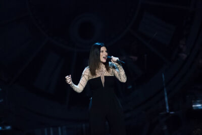 Laura Pausini @ Vorst Nationaal, picture 8, photographed by Dorien Goetschalckx - FrontView Magazine