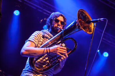 Edward Sharpe And The Magnetic Zeros @ Effenaar, picture 21, photographed by Dorien Goetschalckx - FrontView Magazine