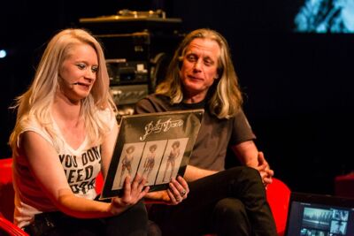 Staalplaat #2 met Guy Swinnen & Naomie Sijmons (Reena Riot) @ cc Luchtbal, picture 23, photographed by Edwin Houdevelt - FrontView Magazine