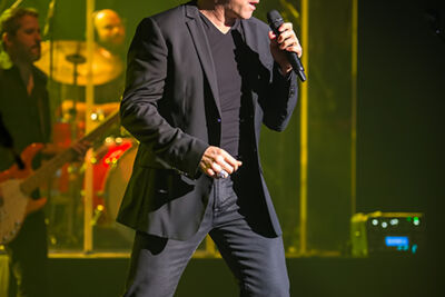 Roch Voisine @ Koninklijk Circus, picture 9, photographed by Elke Briers - FrontView Magazine