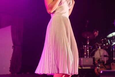 Burlesque Follies Deluxe @ De Roma, picture 11, photographed by Edwin Houdevelt - FrontView Magazine
