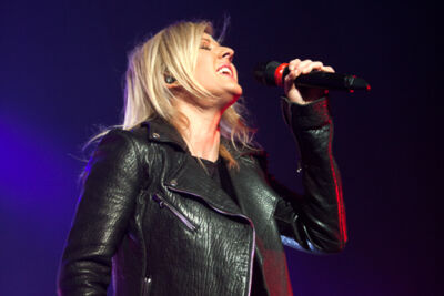 Ellie Goulding @ Vorst Nationaal, picture 13, photographed by Koen Rondelez - FrontView Magazine