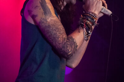 Mayday Parade @ Effenaar, picture 4, photographed by Dorien Goetschalckx - FrontView Magazine