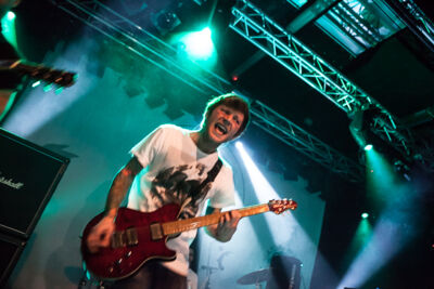 Mayday Parade @ Effenaar, picture 14, photographed by Dorien Goetschalckx - FrontView Magazine