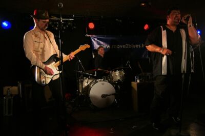 Memo Gonzalez & The bluescasters @ MOD Hasselt, picture 21, photographed by benny antoniw - FrontView Magazine