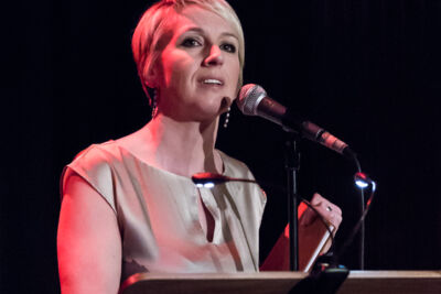 naPUURlijk - Ann De Winne zingt Vlaams @ Fakkelteater te Antwerpen, foto 2, foto's door Guy Danneels - FrontView Magazine