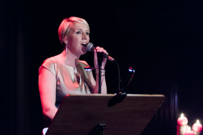 naPUURlijk - Ann De Winne zingt Vlaams @ Fakkelteater te Antwerpen, foto 14, foto's door Guy Danneels - FrontView Magazine