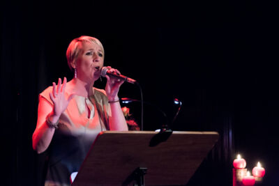 naPUURlijk - Ann De Winne zingt Vlaams @ Fakkelteater te Antwerpen, foto 22, foto's door Guy Danneels - FrontView Magazine