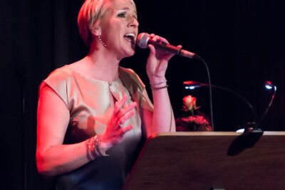 naPUURlijk - Ann De Winne zingt Vlaams @ Fakkelteater te Antwerpen, foto 26, foto's door Guy Danneels - FrontView Magazine