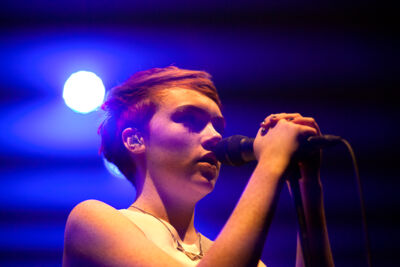 Chlöe Howl @ Vorst Nationaal, picture 14, photographed by Koen Rondelez - FrontView Magazine