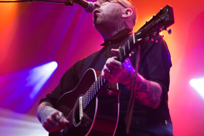 City And Colour @ 013, picture 1, photographed by Dorien Goetschalckx - FrontView Magazine