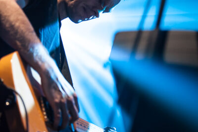 Hannah Georgas @ 013, picture 10, photographed by Dorien Goetschalckx - FrontView Magazine