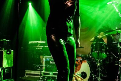 Anneke Van Giersbergen @ 013, picture 32, photographed by Edwin Houdevelt - FrontView Magazine