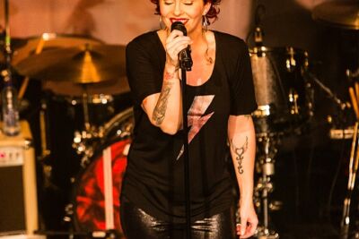 Anneke Van Giersbergen @ 013, picture 39, photographed by Edwin Houdevelt - FrontView Magazine