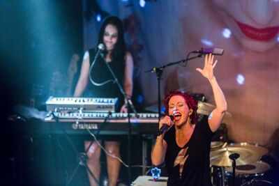 Anneke Van Giersbergen @ 013, picture 44, photographed by Edwin Houdevelt - FrontView Magazine