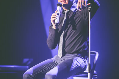 Jan Smit @ Ethias Theater, picture 4, photographed by Elke Briers - FrontView Magazine
