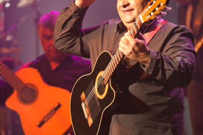 The Gipsy Kings @ Cirque Royal, picture 12, photographed by Sophie Degroote - FrontView Magazine