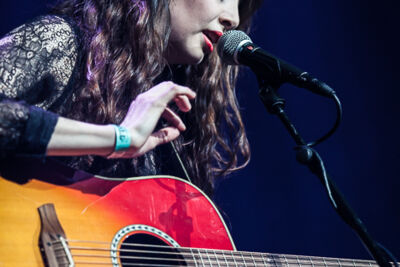 Eva Stone @ Tivoli, foto 4, foto's door Dorien Goetschalckx - FrontView Magazine