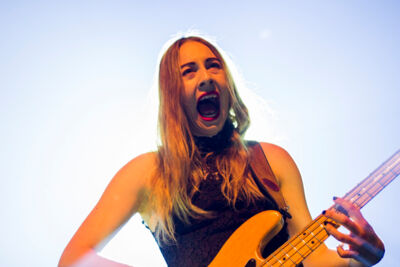 Haim @ Ancienne Belgique, picture 6, photographed by Geert Pieters - FrontView Magazine