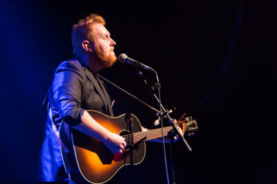 Gavin James @ Het Depot, foto 11, foto's door Gino Verhulst - FrontView Magazine