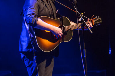 Gavin James @ Het Depot, foto 13, foto's door Gino Verhulst - FrontView Magazine