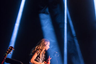 Heather Nova @ Het Depot, picture 6, photographed by Gino Verhulst - FrontView Magazine