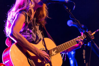 Heather Nova @ Het Depot, picture 13, photographed by Gino Verhulst - FrontView Magazine