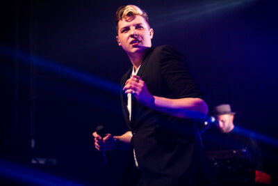 John Newman @ Ancienne Belgique, picture 5, photographed by Tom Stessens - FrontView Magazine