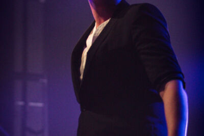 John Newman @ Ancienne Belgique, picture 12, photographed by Tom Stessens - FrontView Magazine