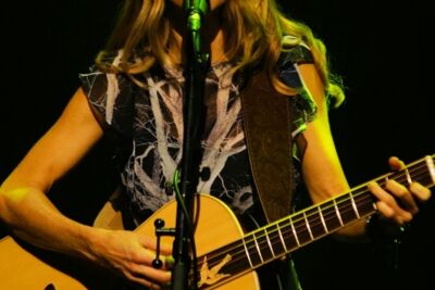 Heather Nova @ C-MINE Genk, picture 6, photographed by benny antoniw - FrontView Magazine
