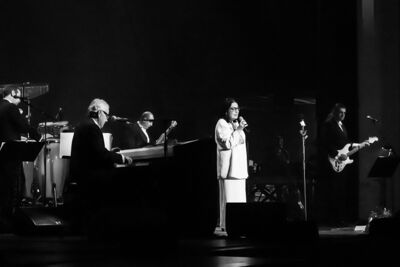 Nana Mouskouri @ De Roma, picture 7, photographed by Marco Bastiaens - FrontView Magazine