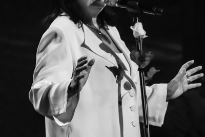 Nana Mouskouri @ De Roma, picture 12, photographed by Marco Bastiaens - FrontView Magazine