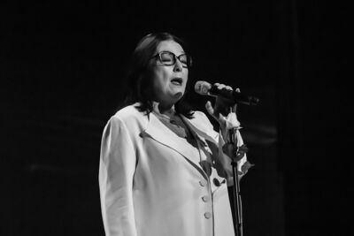 Nana Mouskouri @ De Roma, picture 15, photographed by Marco Bastiaens - FrontView Magazine