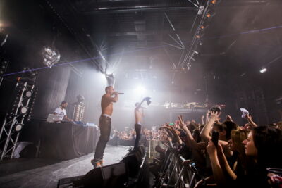 Opening Area V Hasselt met The Opposites & Ronnie Flex, foto 48, foto's door sven dullaert - FrontView Magazine