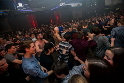 Opening Area V Hasselt met The Opposites & Ronnie Flex, foto 61, foto's door sven dullaert - FrontView Magazine