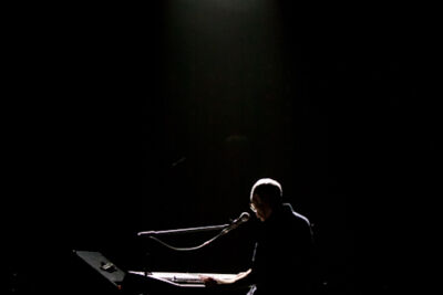 Raymond van het Groenewoud @ de Warande, picture 17, photographed by Carine Wouters - FrontView Magazine